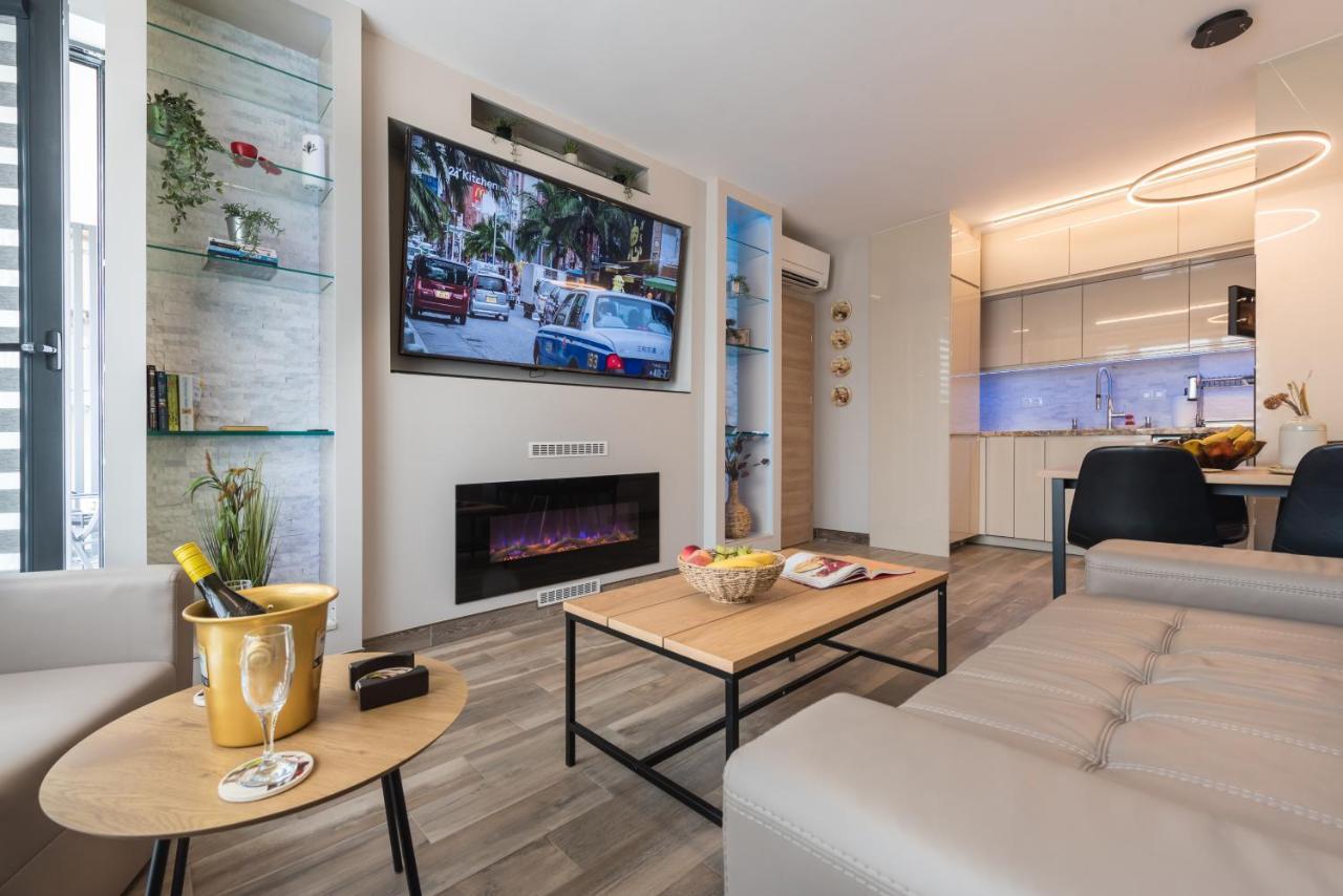 Apartment B - Lifestyle Holiday Saints Constantine and Helena ภายนอก รูปภาพ